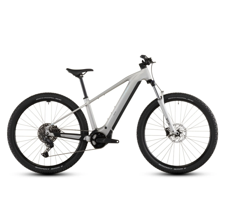 Cube Reaction Hybrid ONE 800