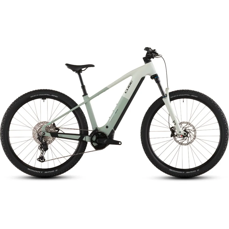 Cube Reaction Hybrid Pro 800