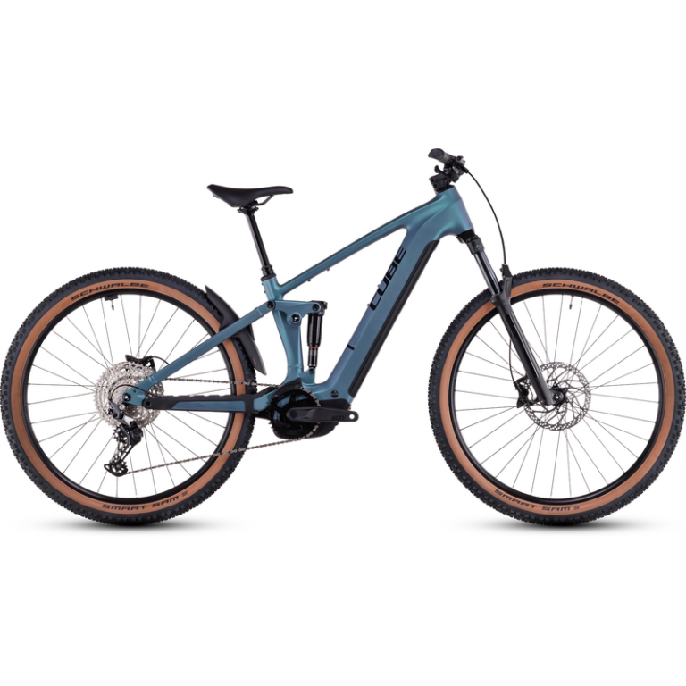 Cube Stereo Hybrid ONE22 Race 800