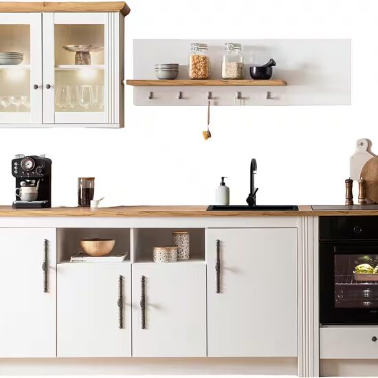 OTTO home Küchenzeile KS-Westminster, Pantryküche im Landhaus Stil, hochwertige Metallgriffe, (Set), Breite 268 cm, Sideboard, Wandpaneel, Hängeschrank und Herdumbau – Bild 3